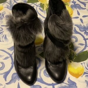 Fur boots